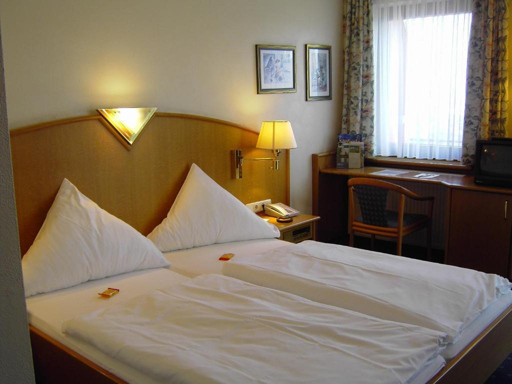 Hohenzollern Hotel Bad Neuenahr-Ahrweiler Phòng bức ảnh